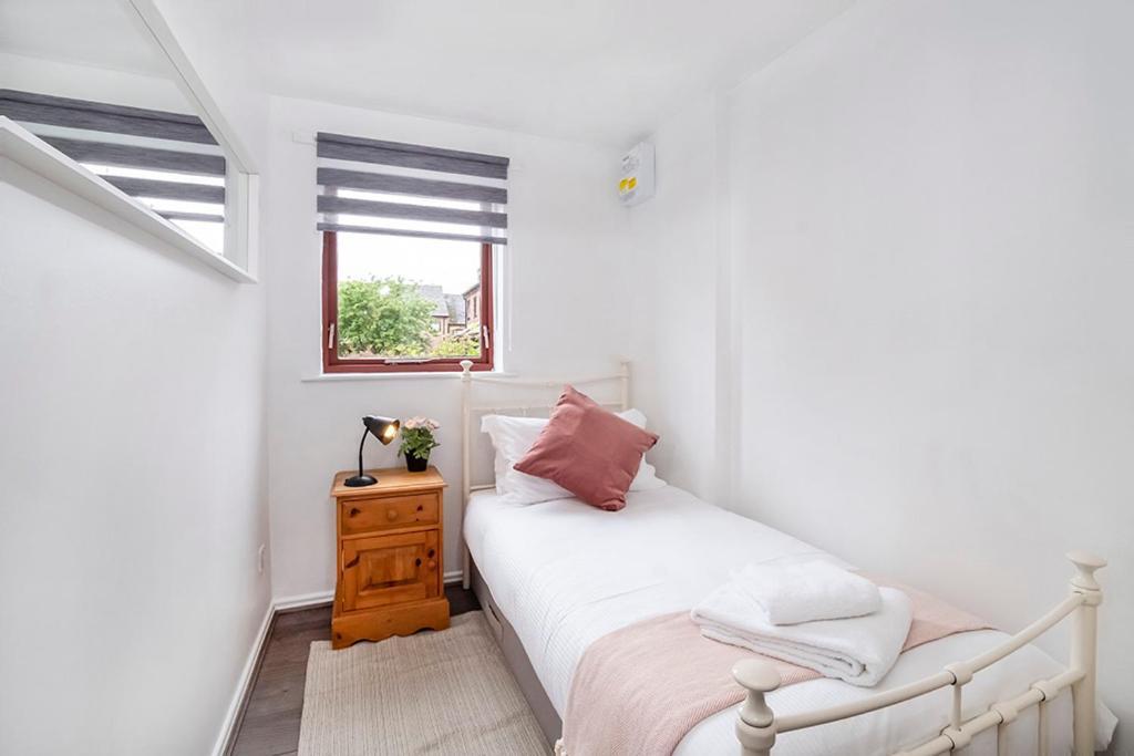 30 Fewster Way York Apartment ภายนอก รูปภาพ